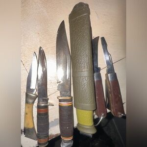 Vintage Knives -LOT OF 6